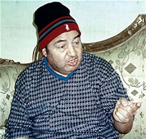 ومنهجى صدق عشان الناس تصدق فورمة العزل المنزلى. تربع على عرش بطولة أفلام المقاولات وباع أملاكه للعلاج ...