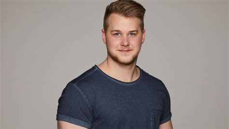 Was bedeutet es für dich persönlich ungeschminkt zu sein? Felix van Deventer: Zuckersüß & mit dunklen Haaren: Der ...