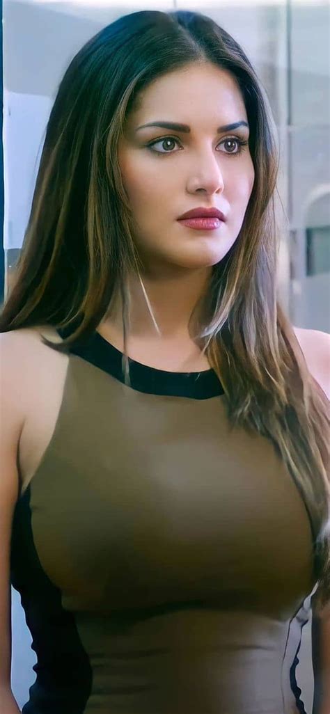 Sunny Leone Bollywood Actress Hd Phone Wallpaper 800x960 1116