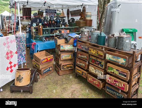 Massachusetts Brimfield Antique Flea Market Stock Photo Alamy