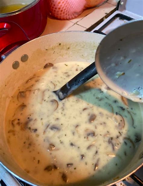 Menu breakfast hari ini sangat simple & senang. Resepi Mushroom Soup Homemade Tanpa Guna Bahan Dalam Tin ...
