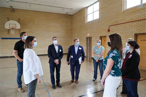 Burgum Tours North Dakota State Hospital | News Dakota