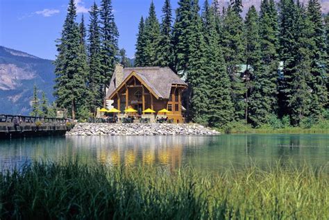 Emerald Lake Lodge Yoho National Park