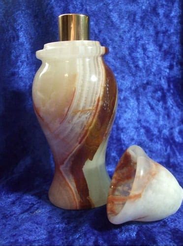 Alabaster is a delicate material, a metamorphic rock that is soft enough to be used for artwork such as small carvings, lampshades, gem boxes, etc. Genuine Alabaster Box Spikenard Perfume/Caja de Alabastro ...