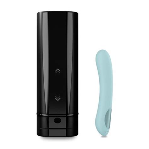 Kiiroo Onyx And Pearl2 Masturbator And Vibrator Couples Set Sex Toy