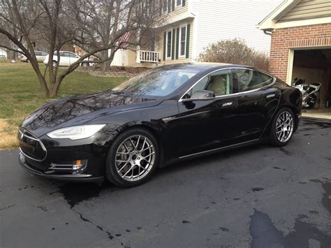 A tesla model s p100d with weight reduction and 20 nt555r tires went a 10.41@125mph beating the previous record. Stock 2012 Tesla Model S 85 Non-Performance 1/4 mile Drag ...