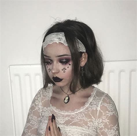 punk girl goth gothic aesthetic cute pretty beautiful beauty alternative grunge emo
