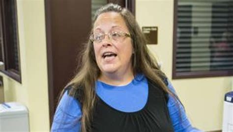 Kim Davis Same Sex Marriage Suit Court Rules Kentucky Must Pay Fees