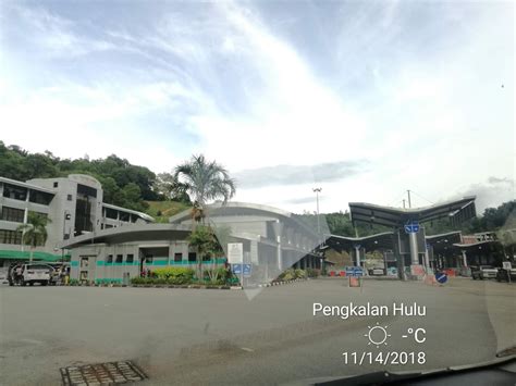 Korang kena tahu, yang insurans basic ni adalah peraturan yang ditetapkan oleh kerajaan thai bagi kereta asing yang nak memandu di sana. J o m R o n d a: Betong, Thailand