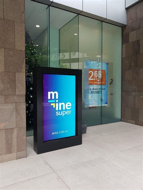 Digital Signage Lcd Display For Business Foyers Metrospec