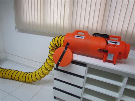 Operação fácil e prática, com um só botão. Exaustor/insuflador Para Espaço Confinado - R$ 3.530,00 em ...
