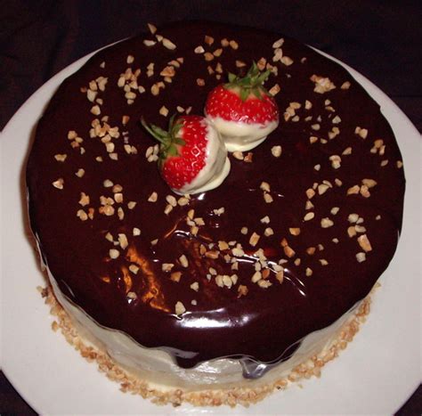 Sundae Cake Tin Roof Sundae Cake Chocolate Sponge Cake Sa Flickr