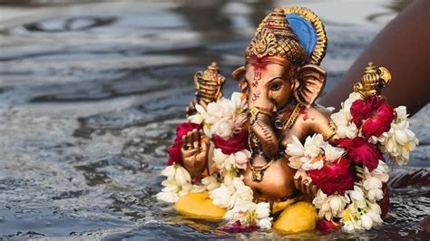 Ganesh Visarjan 2023 Date And Time Know Auspicious Time Story Of