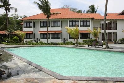 Kuala terengganu bölgesindeki daisyinn budget hotel kuala terengganu misafirlere okyanus kıyısında, terengganu malezya üniversitesi ve sungai tempayan ile 10 dakika sürüş mesafesinde konaklama fırsatı sunuyor. Hotel Sutra Beach Resort*** in Kuala Terengganu Maleisië ...