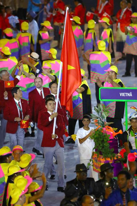 It was an opening ceremony that mixed tradition, technology and a message of hope as the olympic games tokyo 2020 got underway. 2016 Rio Olympic Parade of Nations: Trends - Part 1 | Tom ...
