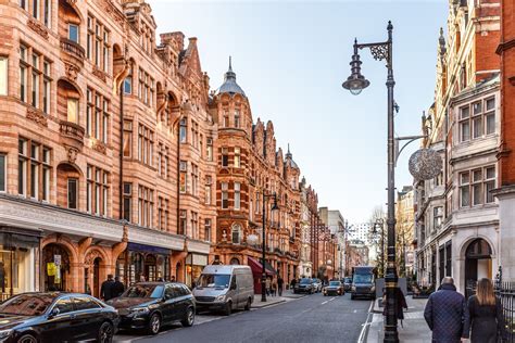 A Guide To Exploring Soho In London