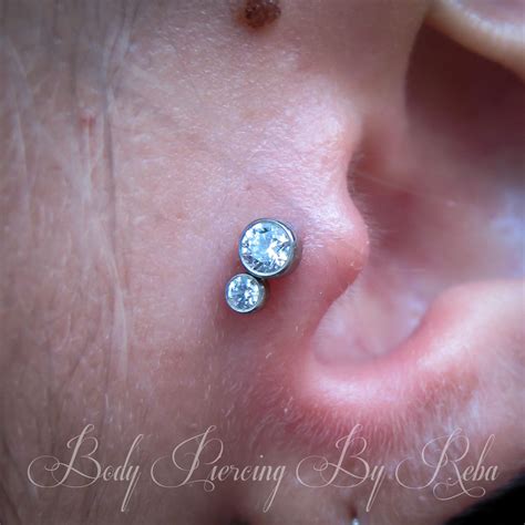 Healing Tragus Piercing With Anatometal Double Gem Cz Cluster Implant