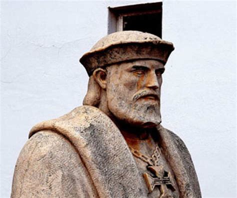 Vasco da gama was sent on a mission of vengeance in 1502, he bombarded calicut (virtually destroying the port), and returned with great spoil. Vasco Da Gama Biography - Childhood, Life Achievements ...