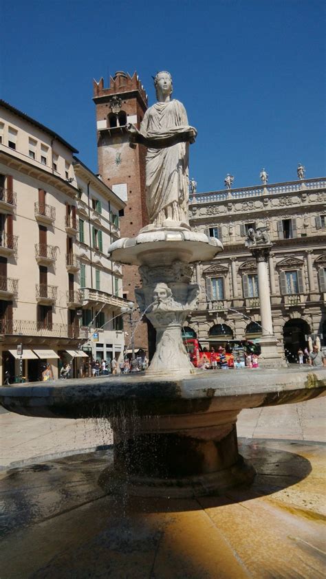 Olaszország északi részén számtalan olyan város található, melyek történelmüknek, kultúrájuknak, gazdagságuknak köszönhetően világszerte a figyelem középpontjában állnak. Észak-Olaszország - Alitraveling