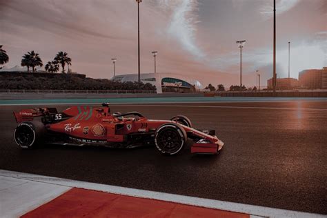 Épinglé par Lucille Benet sur Formula 1 en 2023 Formule 1 Ferrari