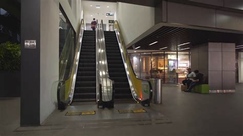 Singapore Bukit Panjang Bus Mrt Station X Escalator Youtube