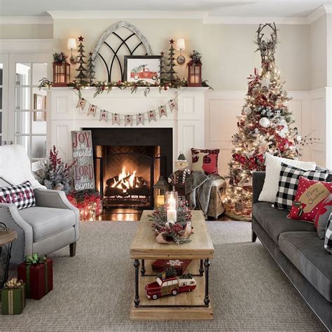 20 Living Room Christmas Decorations