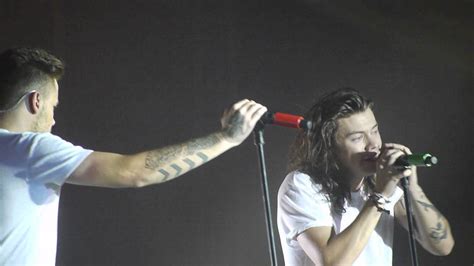 Baixar música you and i onde diretion / baixar musica drag me down one direction mp3 : One Direction - You and I - Live at Newcastle - 26/10/2015 ...