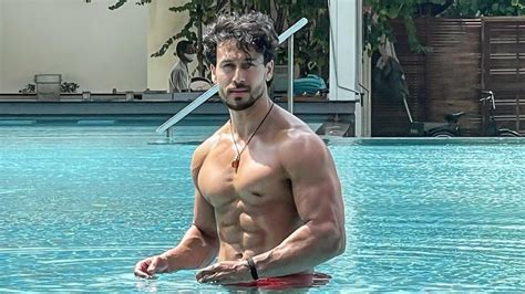 tiger shroff goes shirtless flaunts his sculpted body outside gym ms hot sex picture