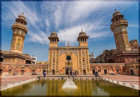 10 Most Famous Mosques In Pakistan See Pakistan Tours