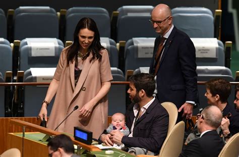 Jacinda ardern was born on july 26, 1980 in hamilton, new zealand as jacinda kate laurell ardern. Nach gehaltener Rede besucht Premierministerin Jacinda ...