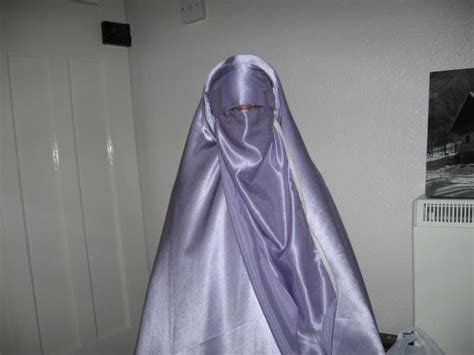 Pin by Seyyida Ayşe Eroğlu on Niqab Burqa veils masks Fashion Ball gowns Formal dresses