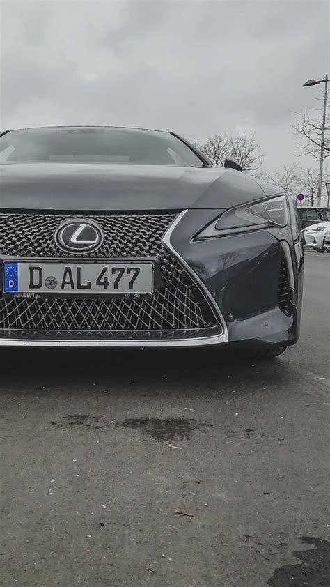 bock auf ein paar coole lexus wallpaper für‘s smartphone schaut mal in unsere instagram story