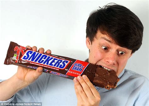 Worlds Biggest Snickers Bar Is 10 Inches Long And Contains 2000