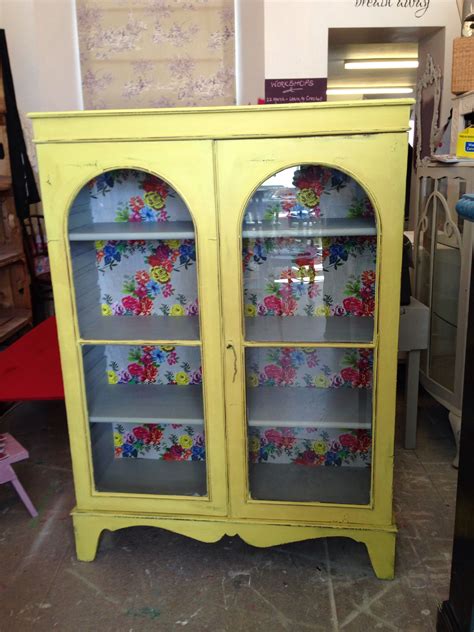 The result is amazing and it has held up really well with my two big dogs and active family of three teenage girls. English Yellow ️ Another piece I couldn't part with ...