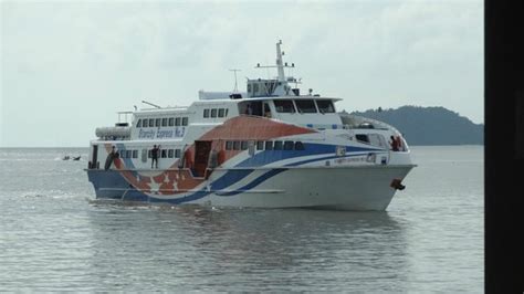 Kuala kedah ← → langkawi: Ferry from Kuala Kedah to Langkawi - Picture of Langkawi ...