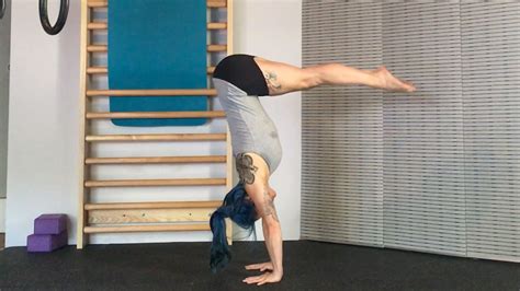 Gymnasticbodies Handstand Pike Press Youtube