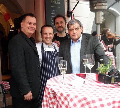 Yuri dolgoruki (to found) moscow in 1147. PEST-BUDA - étterem megnyitó a Várban | Food & Wine