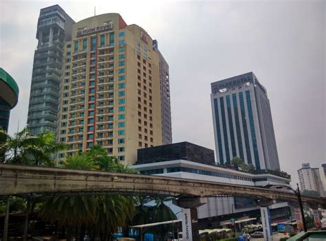 We went to jalan alor with friends mark and kimi when we first visited kl on this trip. K M Cheng-Travel Journal: Malaysia (Bukit Bintang, Jalan ...