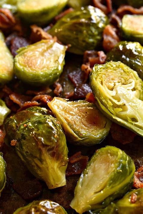 These are most definitely a few of my favorite things. Maple Bacon Roasted Brussels Sprouts | Lemon Tree Dwelling
