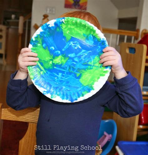 No Mess Painting In A Bag Earth Craft Still Playing School