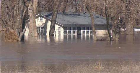 Communities Submerged By Midwest Flooding I Was Petrified Cbs News