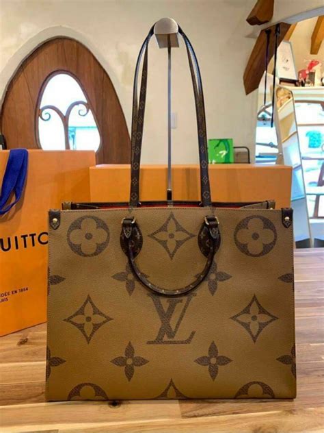Louis Vuitton Onthego Tote Giant Brown Monogram Bag 2019 On The Go