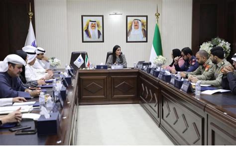 أعلنت وزارة الدفاع ممثلة بالإدارة العامة للقبول والتجنيد بالقوات المسلحة عن فتح باب القبول والتجنيد للمعاهد العسكرية التي تمنح خريجيها رتبة (وكيل رقيب وعريف). الرئيسية - جمعية الشفافية الكويتية