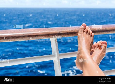 People On Cruise Ship Balcony Hi Res Stock Photography And Images Alamy