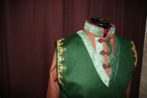 Prinzessin brautkleider jahrgang langarm applikationen spitze perlen mittelalter. Brautkleid Mittelalter