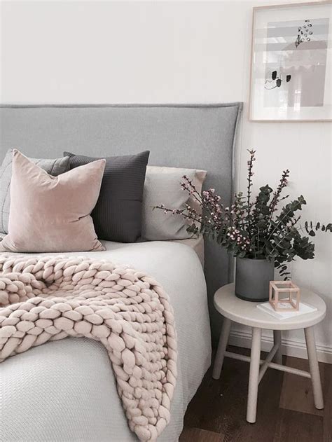 With a little time and effort, most decorations around the house can be handled yourself. How To Create A Dream Bedroom On A Budget - Decoholic