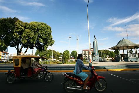 El clima en el invierno es bastante húmedo, se presentan lluvias matutinas, vientos fríos y neblina. Estaciones del año en Perú - Viajar a Peru