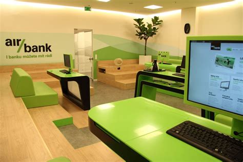 Focused on startups and small and medium companies, the company. Praha, OC Palladium | Air Bank