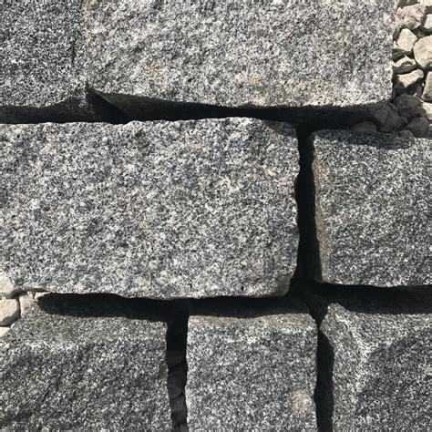 Mid Grey Granite Setts From Stoneworld Oxford And Aylesbury