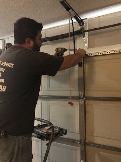 2020 The Best Garage Door Repair Free Estimates Available